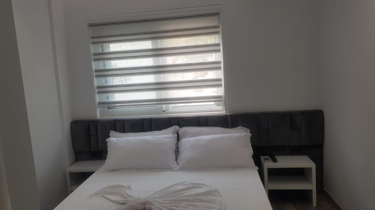 Luxury Villa Alisja Sarande With Private Beach الغرفة الصورة