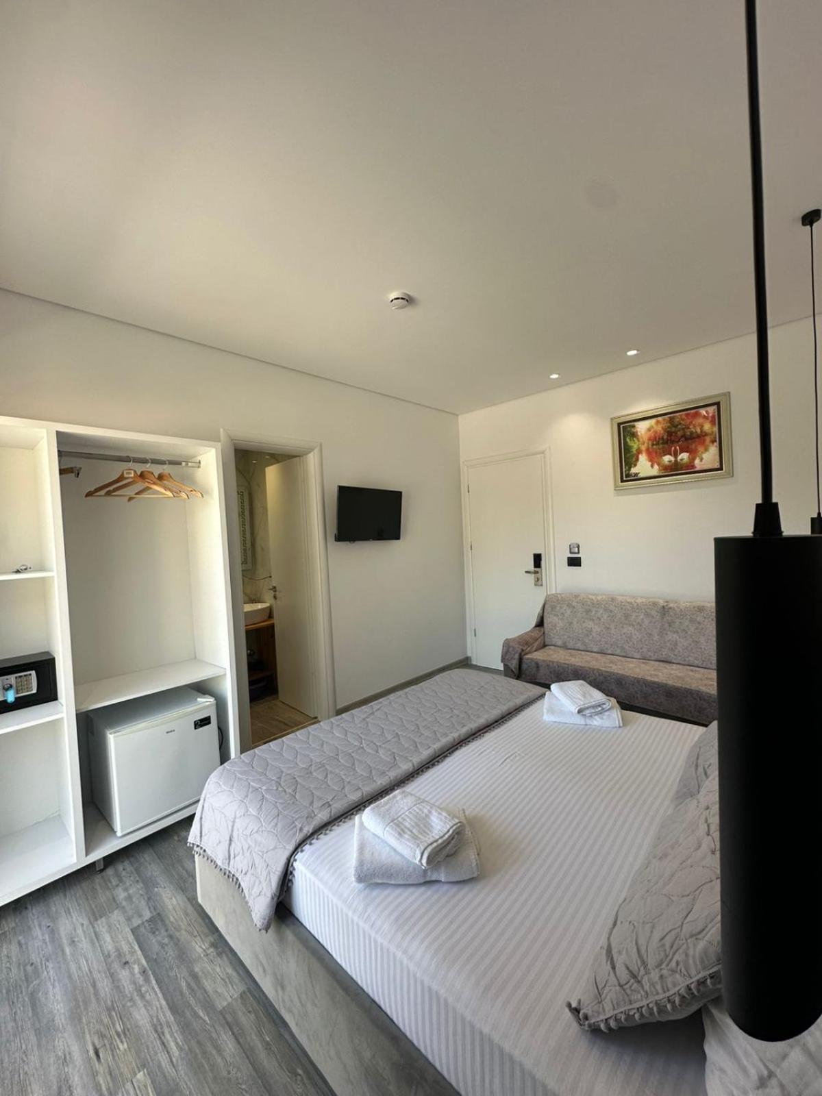 Luxury Villa Alisja Sarande With Private Beach المظهر الخارجي الصورة