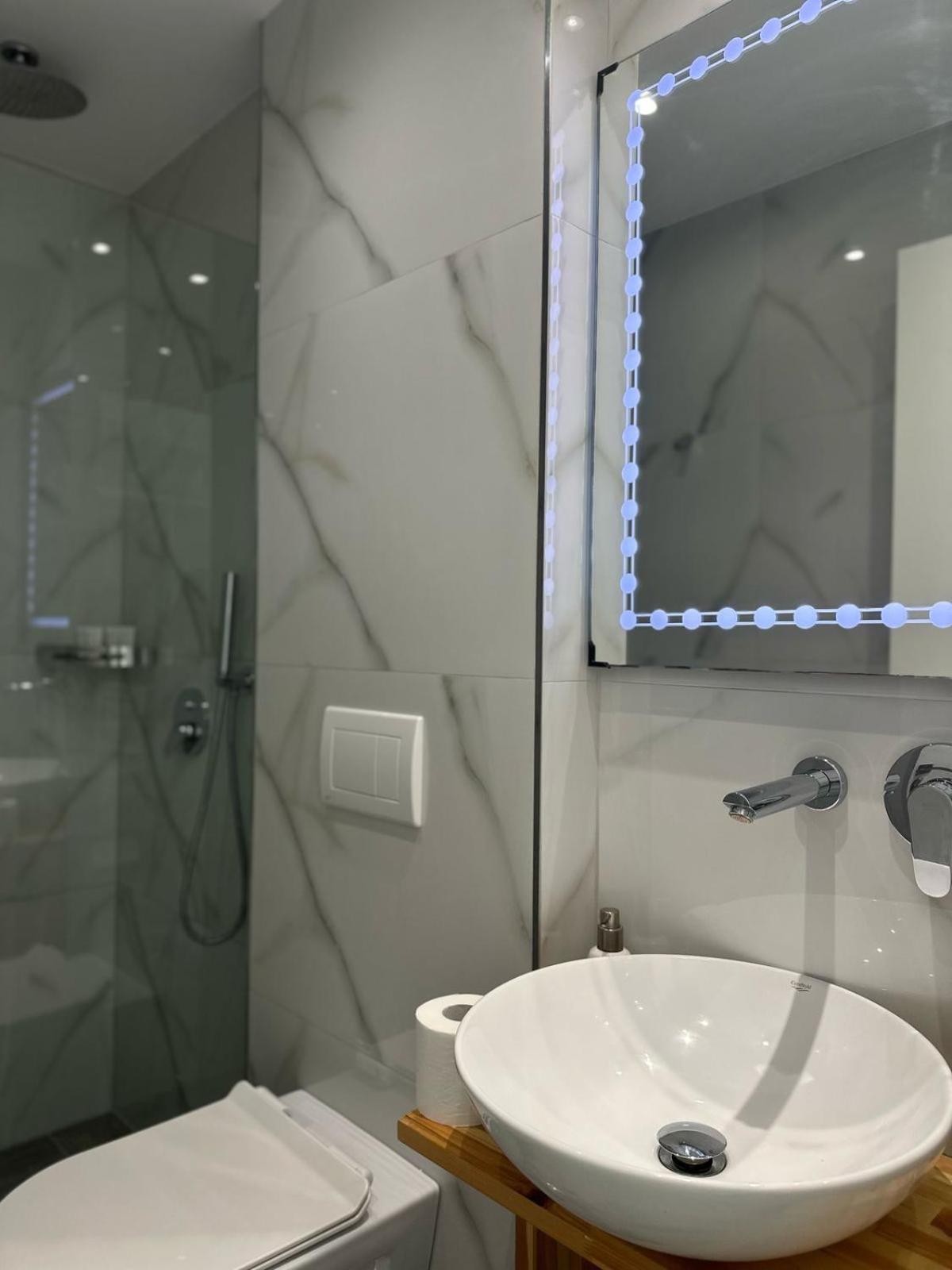 Luxury Villa Alisja Sarande With Private Beach المظهر الخارجي الصورة