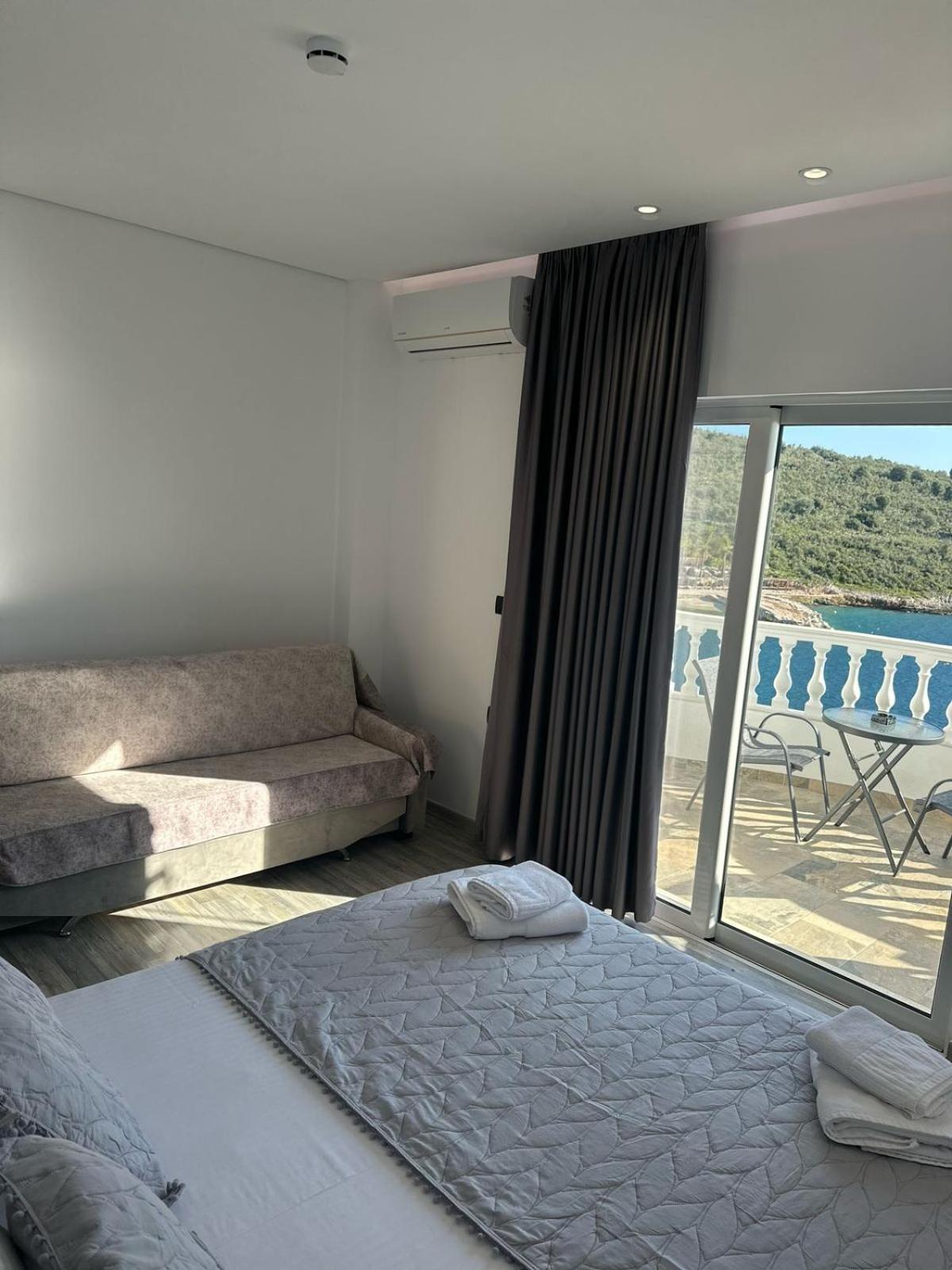 Luxury Villa Alisja Sarande With Private Beach المظهر الخارجي الصورة