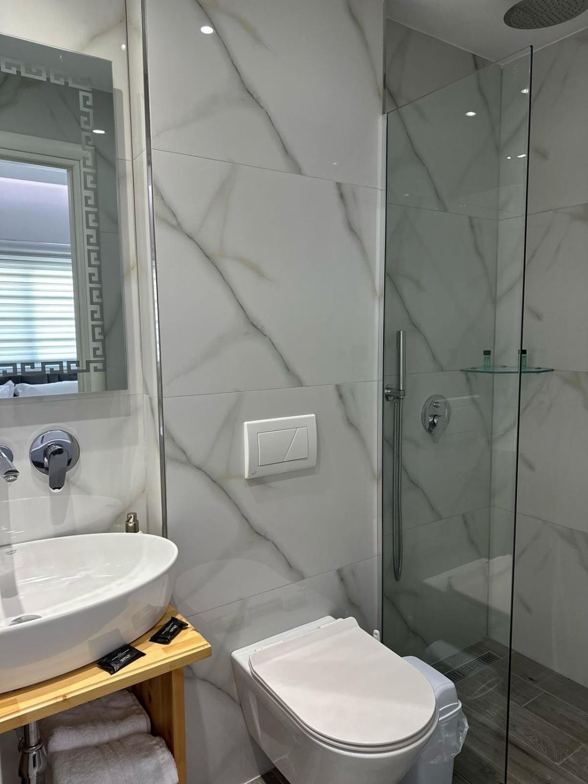 Luxury Villa Alisja Sarande With Private Beach المظهر الخارجي الصورة