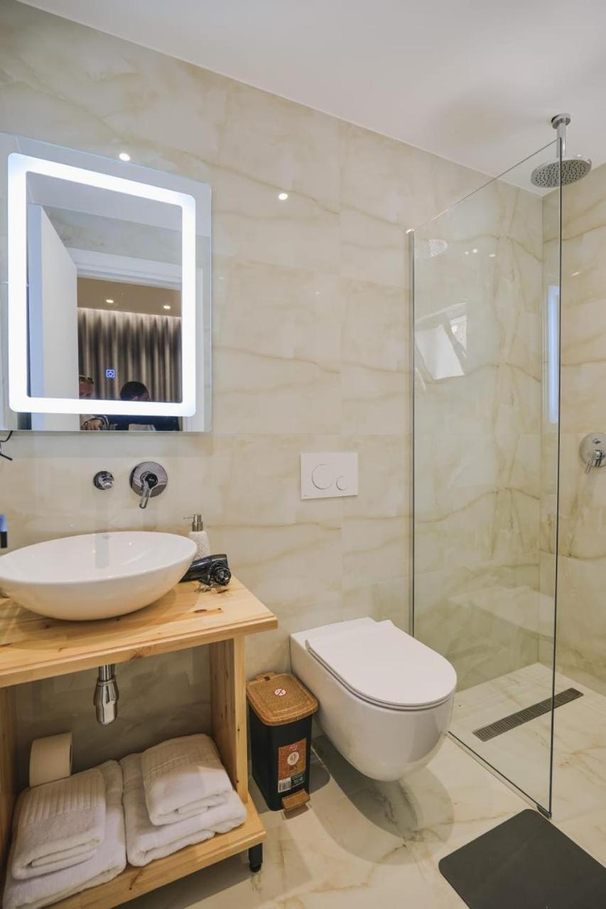 Luxury Villa Alisja Sarande With Private Beach المظهر الخارجي الصورة
